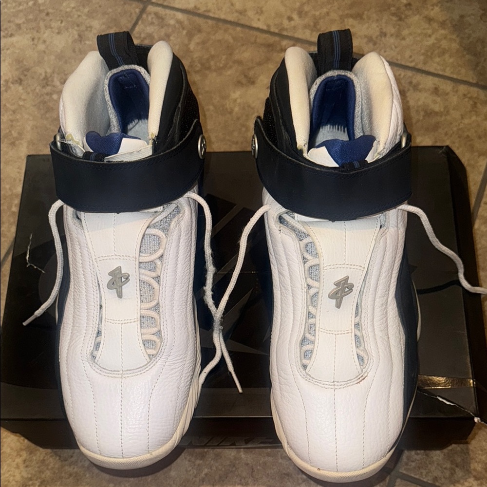 Men's White and Black Athletic Shoes